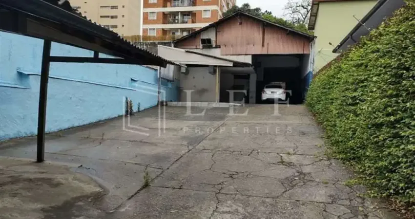 Prédio para alugar na Rua Apinajés, --, Perdizes, São Paulo