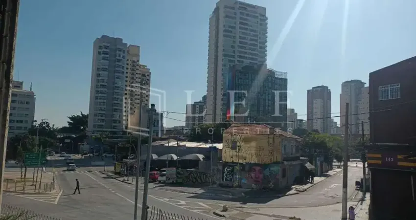 Prédio à venda na Rua Cardeal Arcoverde, --, Pinheiros, São Paulo