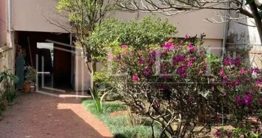 Prédio à venda na Avenida Jurema, --, Moema, São Paulo