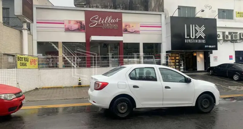 Prédio para alugar na Avenida Doutor José Maciel, --, Jardim Maria Rosa, Taboão da Serra