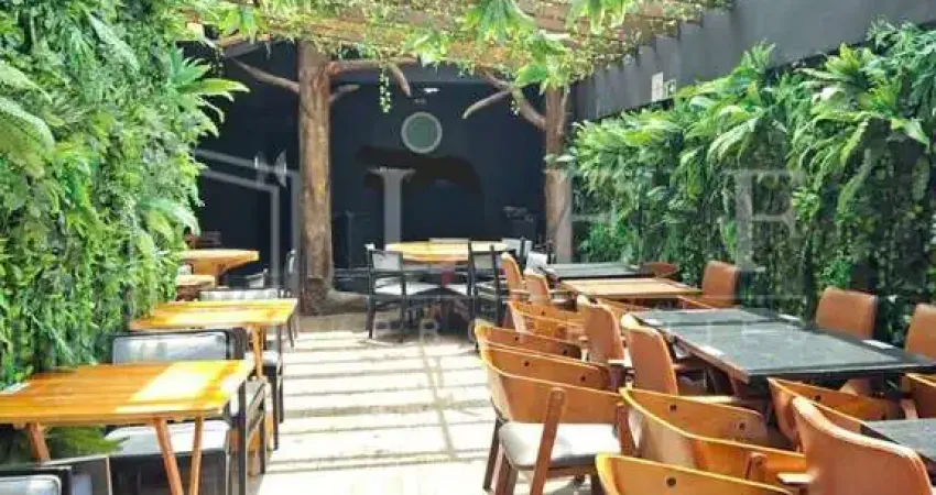 Prédio à venda na Rua Mourato Coelho, --, Pinheiros, São Paulo