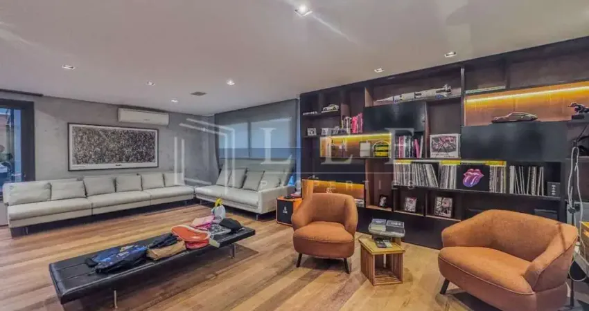 Casa com 5 quartos à venda na Rua Suécia, --, Jardim Europa, São Paulo