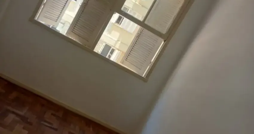 Segurança total! apto 2 qts com lazer (quadra) e 24h na rua itaboraí por apenas r$ 1.700.