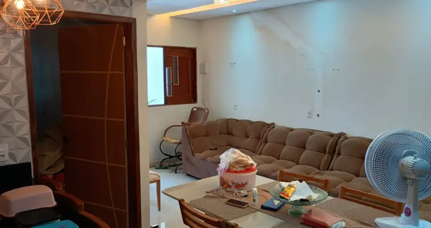 Casa para troca em maceió/al | porcelanato e móveis planejados na cozinha