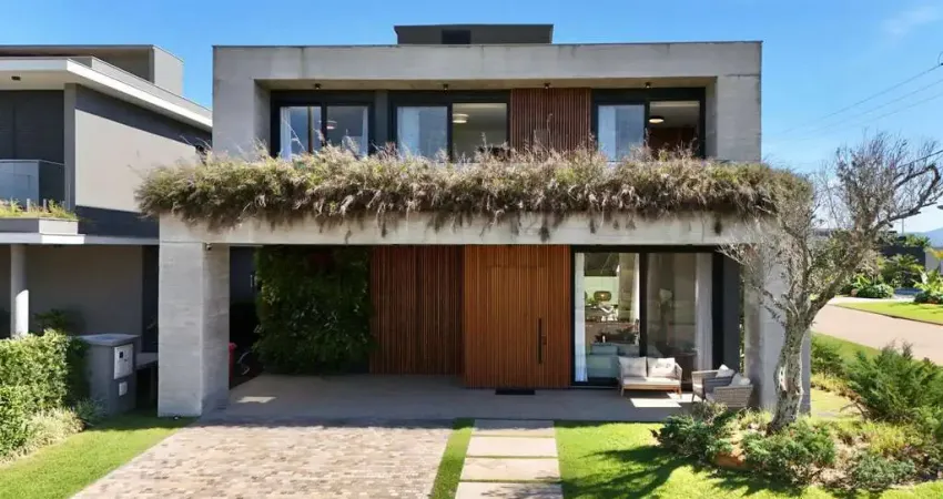 Casa em condomínio fechado com 5 quartos à venda na Rua Rio Jacuí, 1366, Centro, Xangri-Lá