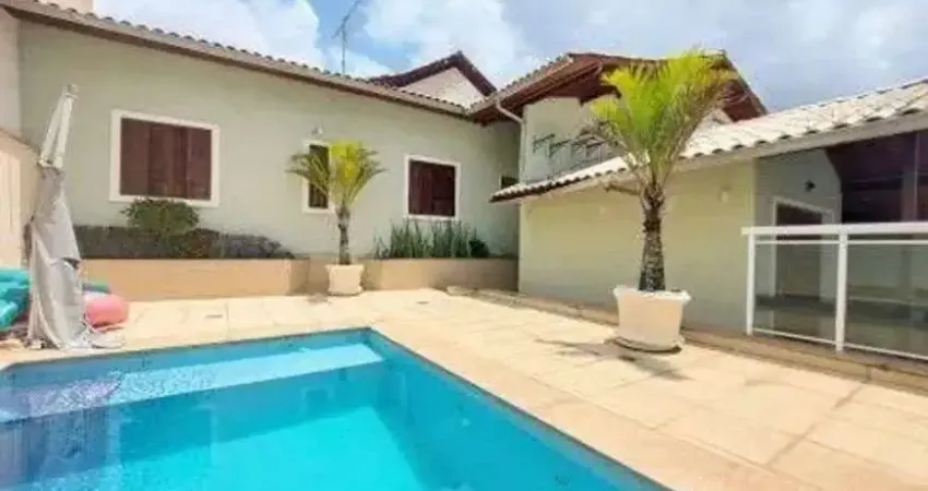 Lindíssima casa em condomínio - 4 quartos - piscina - área gourmet
