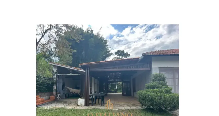 Chácara a venda na rua do vinho perto da localidade turística são roque.