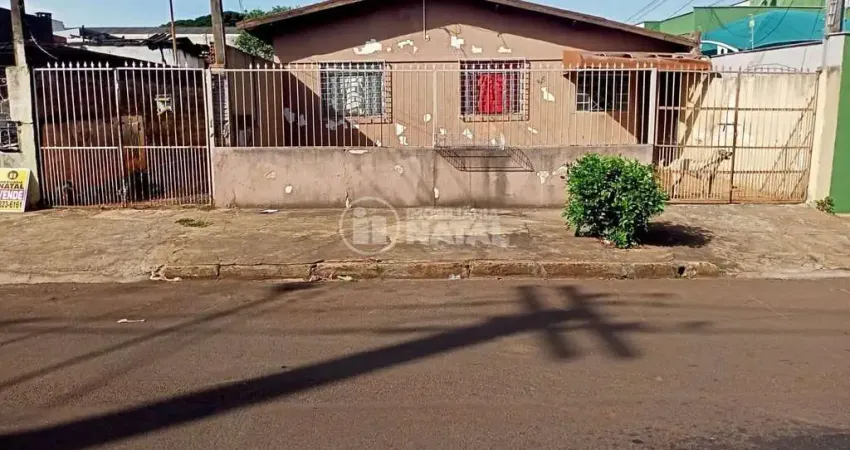 Terreno c. casa madeira, 512 m² por r$ 550.000,00 - aeroporto - londrina/pr