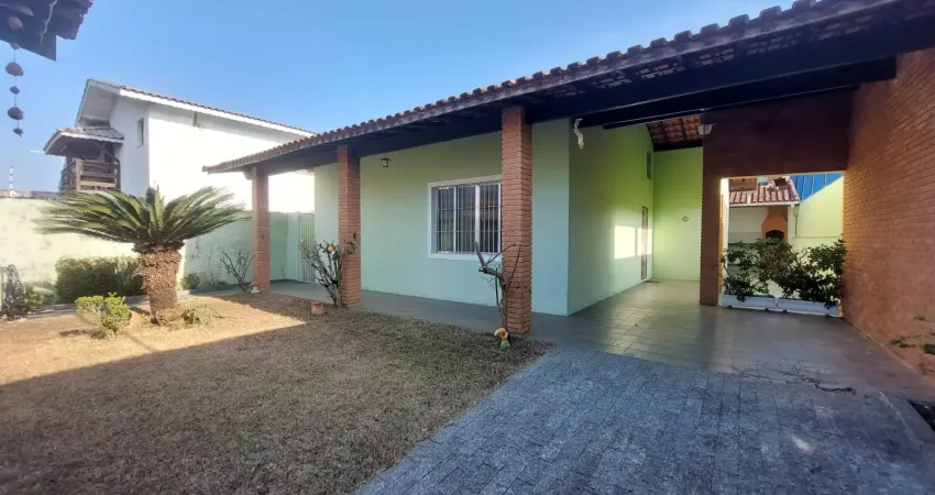 Oportunidade casa a venda na praia de peruíbe litoral sul de sp