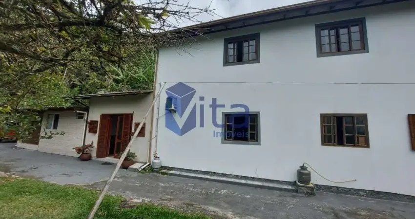 Casa com 3 quartos à venda na Rua Isid Dutra, 1026, Sambaqui, Florianópolis