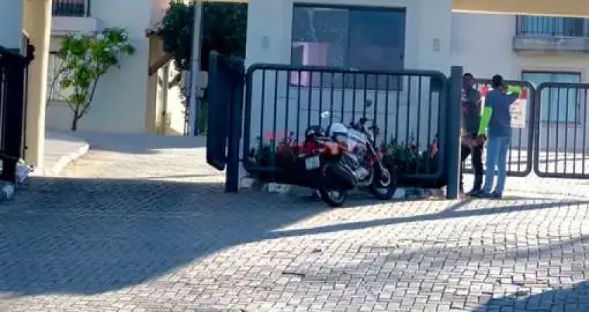 Casa 02 suites com energia solar em alphaville litoral norte