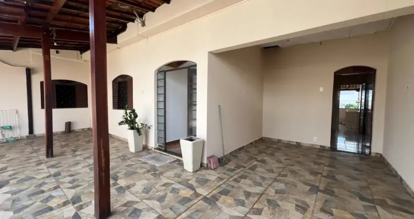 Casa com 3 quartos à venda na Glória, Belo Horizonte