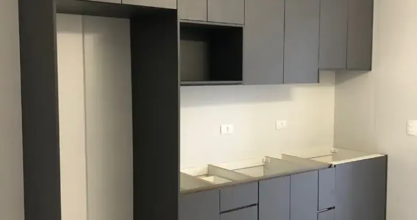Lindo apartamento com 2 quartos, sacada, garagem em frente à universidade positivo