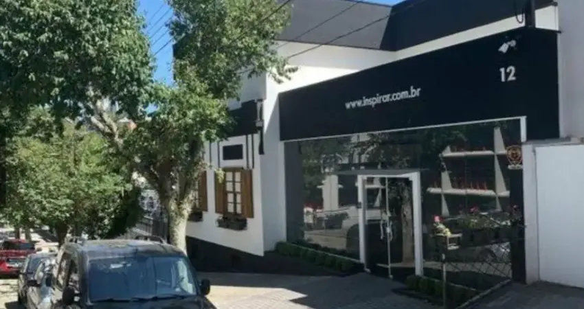 Casa comercial à venda no São Francisco, Curitiba