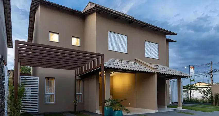 Sobrado alto padrão com 3 dormitórios, sendo 1 suíte. em cond. com área gourmet, e apenas 8 minutos do flamboyant