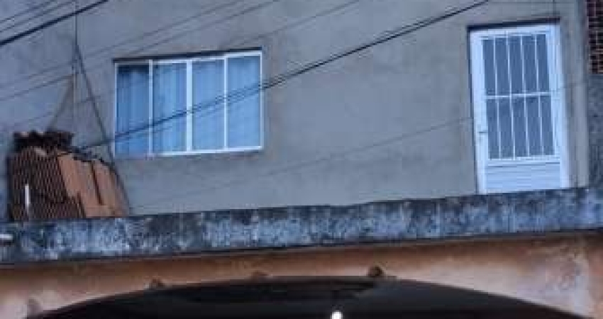 ÓTIMO SOBRADO NO JD ACACIO DIVIDO EM 2 PARTES