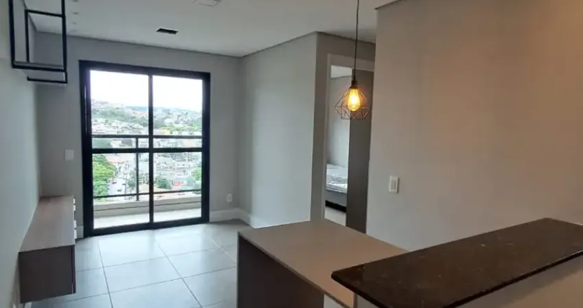 Alugue já! 2 qts mobiliado no centro de fco. morato - lazer completo e vista incrível!