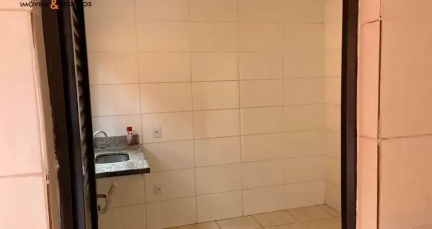 Casa com 2 quartos para alugar na Rua Tenente Serpa, 265, Novo Progresso, Contagem