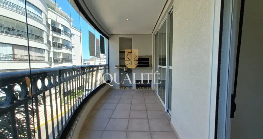 Apartamento com 110m² de área privativa, 3 dormitórios (1 suíte), 2 vagas de garagem cobertas, no melhor condomínio de coqueiros, florianópolis.