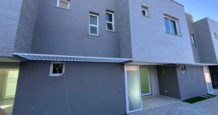 Sobrado com piscina 3 quartos 1 suite bairro eliana guaratuba