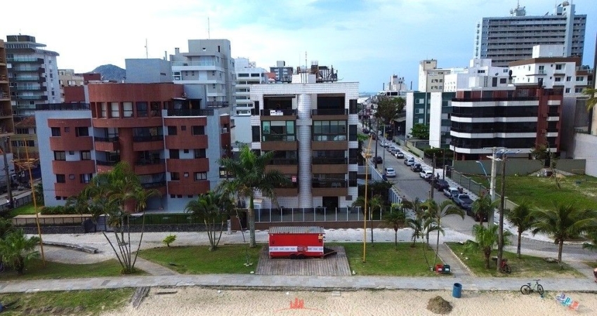 Cobertura para venda com 4 quartos na Praia Mansa em Caioba