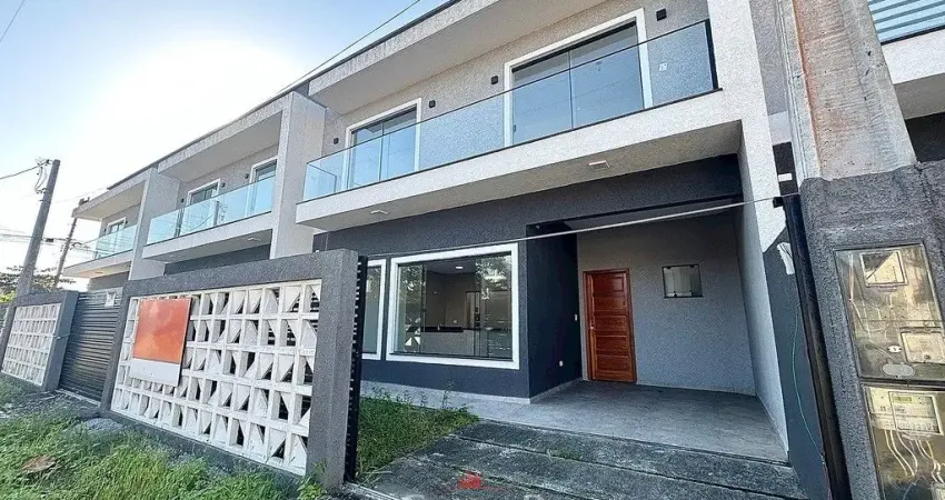 Sobrado para venda com 3 quartos em Matinhos
