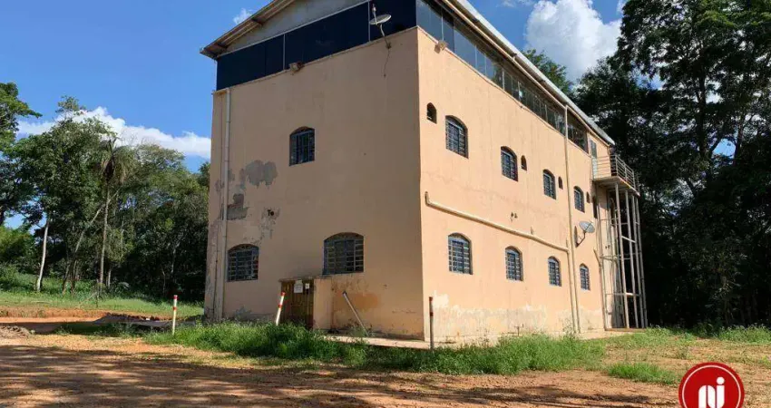 Hotel semi-mobiliado com 13 dormitórios para alugar, 400 m² por r$ 12.500/mês - funil - mário campos/mg