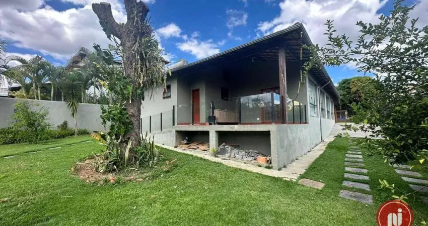 Casa com 3 dormitórios à venda, 368 m² por R$ 1.600.000,00 - Aldeias do Lago - Esmeraldas/MG