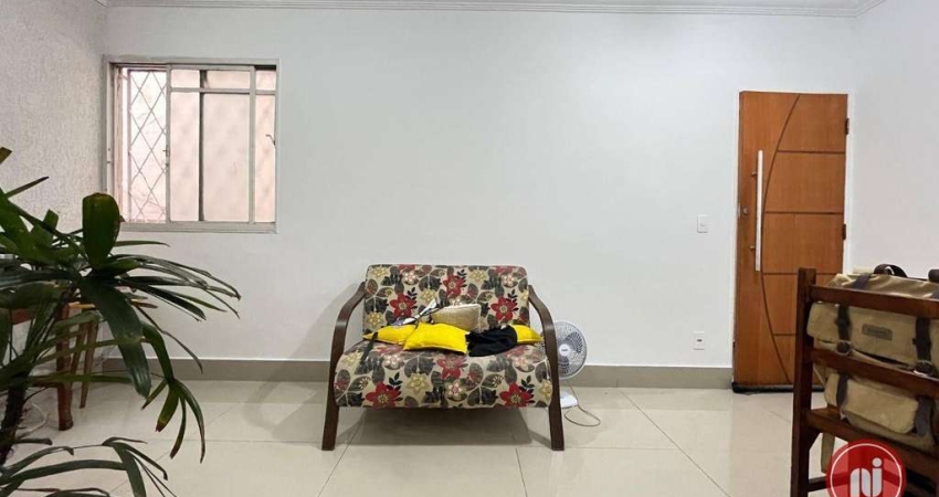 Apartamento com 2 dormitórios à venda, 42 m² por R$ 215.000 - Califórnia - Belo Horizonte/MG