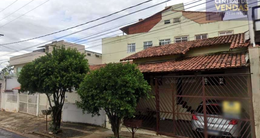 Casa com 3 quartos à venda na Rua Domingos Viotti, 473, Santa Amélia, Belo Horizonte
