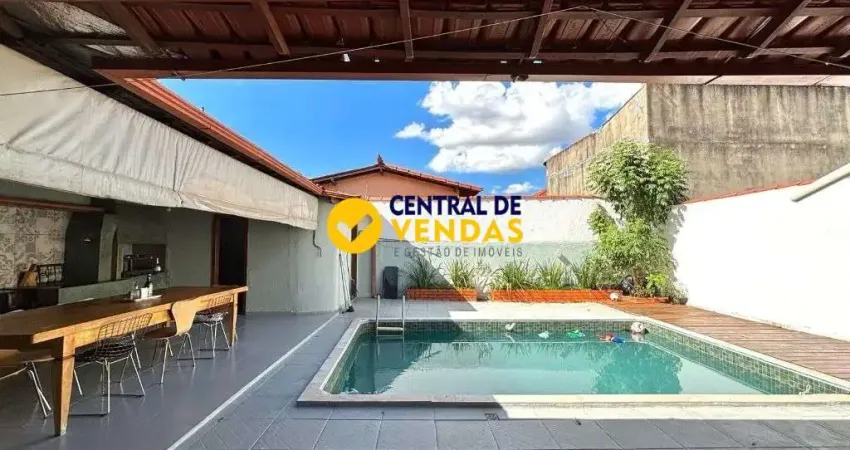 Casa à venda na Rua Alzira Maria Ferreira, 70, Santa Mônica, Belo Horizonte
