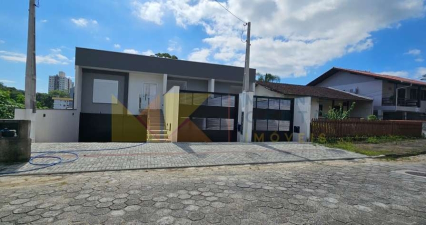 Casa com 3 quartos à venda na Rua Arthur Schreiber, Velha, Blumenau