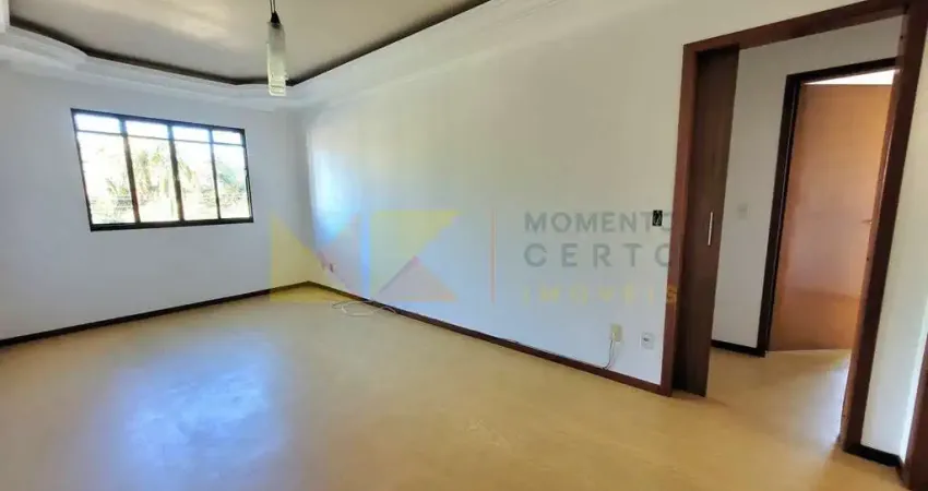 Apartamento com 3 quartos para alugar na Rua Max Weise, 290, Água Verde, Blumenau