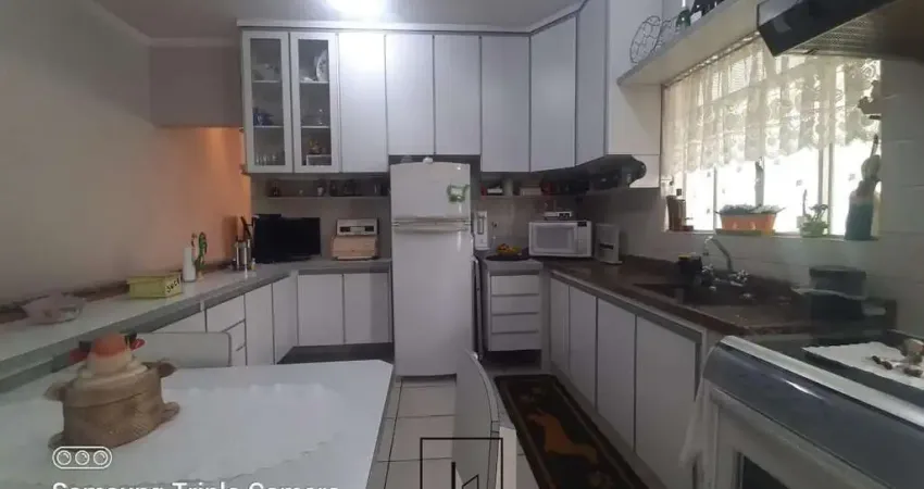 Casa com 3 quartos à venda na Vila São Pedro, Santo André 