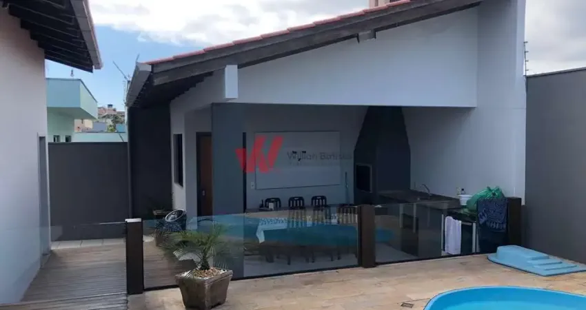 Casa com 3 quartos à venda no São João, Itajaí 