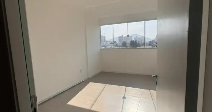 Apartamento com 2 quartos para alugar no Tabuleiro, Camboriú