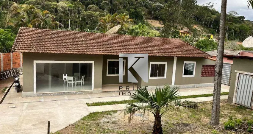 Casa com 4 dormitórios à venda, 144 m² por r$ 470.000,00 - granja mafra - teresópolis/rj