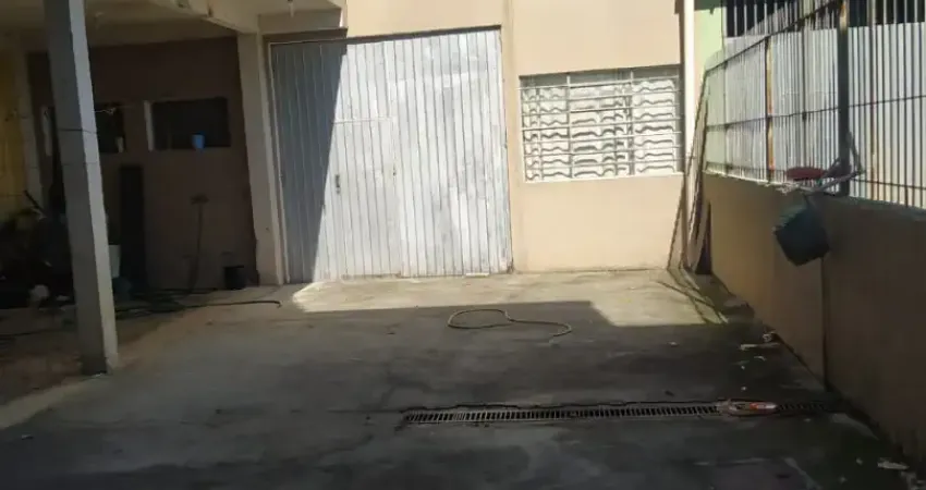 Barracão para locação no bairro sítio cercado, curitiba - pr