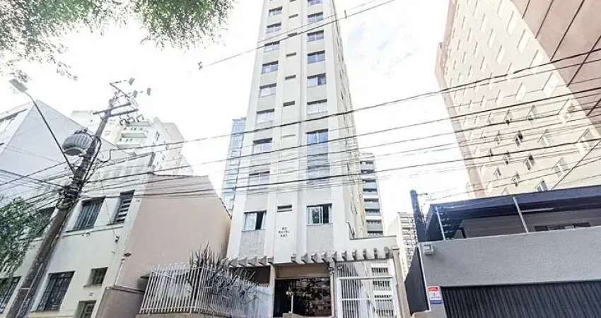 Apartamento com 1 dormitório para locação no Centro de Curitiba.