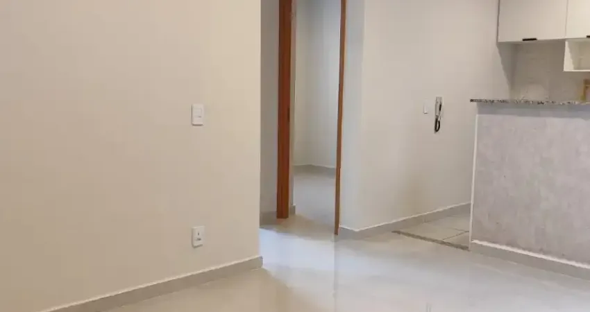 Lindo apartamento com quintal no condomínio serra bonita, jd. guarujá  zona oeste.