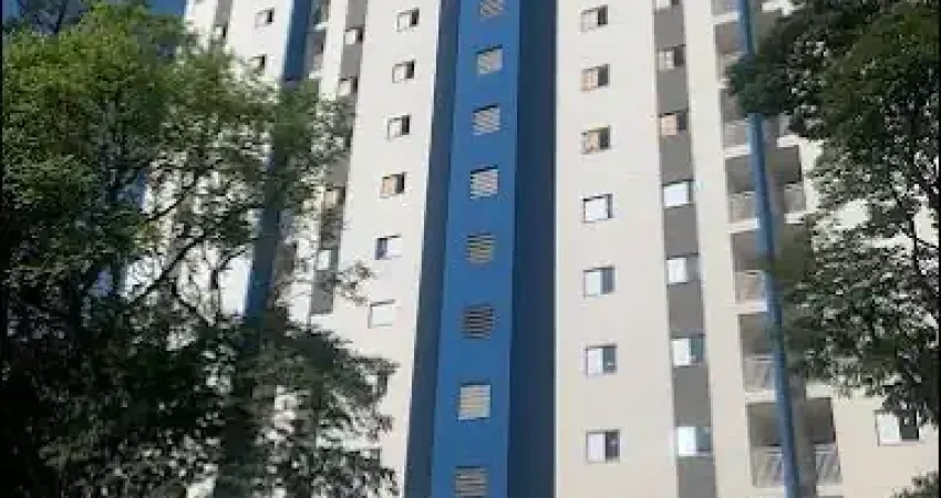Apto térreo com quintal. 3 quartos sendo 1 suíte, cond. luiza perto do supermarcado confiança da av. s. paulo.