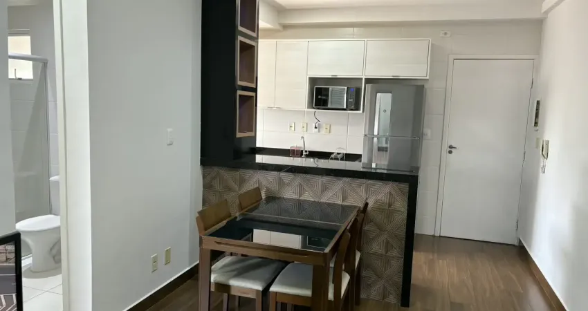 Apto c/ ar condicionado e totalmente mobiliado no Alpha Club Campolim. Lazer completo.