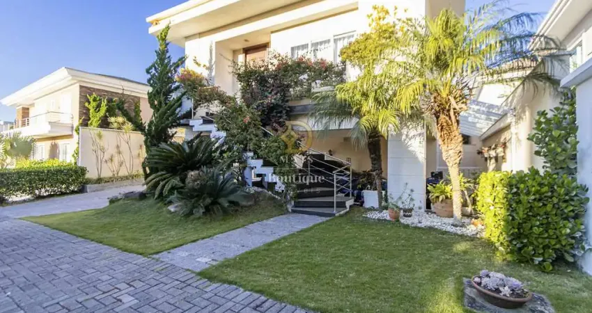 Casa em condomínio fechado com 5 quartos à venda no Uberaba, Curitiba 