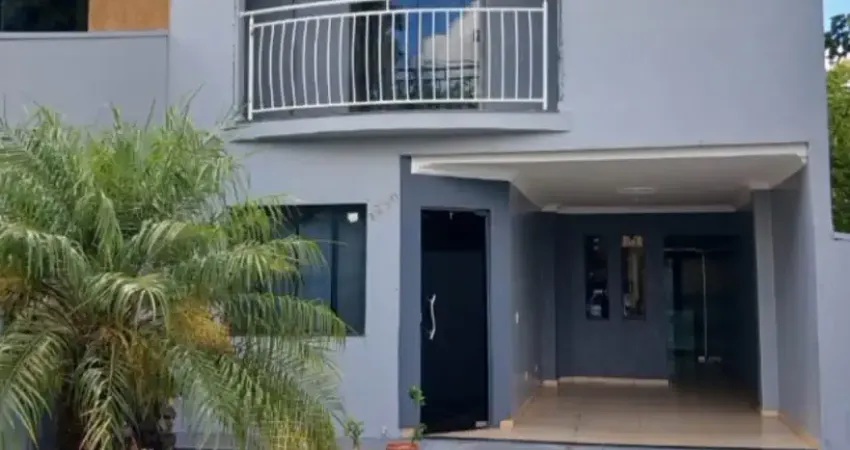 Sobrado lindo a venda no bairro santa cruz. próximo de 3 maiores universidades.