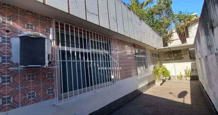 Casa com 2 quartos à venda na Avenida Presidente Roosevelt, 115, São Francisco, Niterói