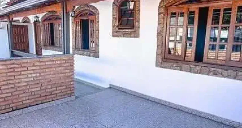 Casa com 3 quartos à venda na Rua Lírica, Santa Mônica, Belo Horizonte