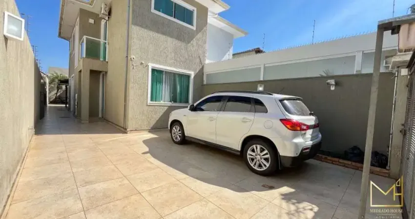 Casa com 3 quartos à venda na Rua Eduardo Cerqueira, Santa Amélia, Belo Horizonte