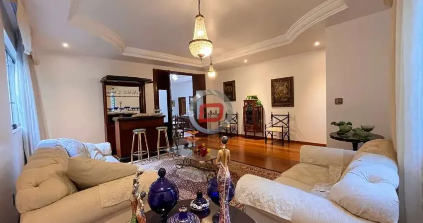 Casa com 4 quartos à venda na Rua Universo, 46, Santa Lúcia, Belo Horizonte