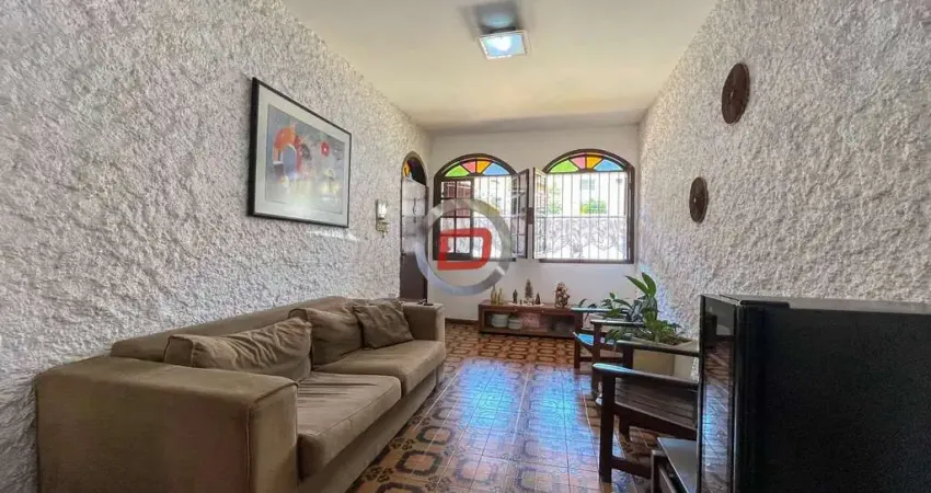 Casa com 4 quartos à venda na Rua Apucarana, 375, Ouro Preto, Belo Horizonte