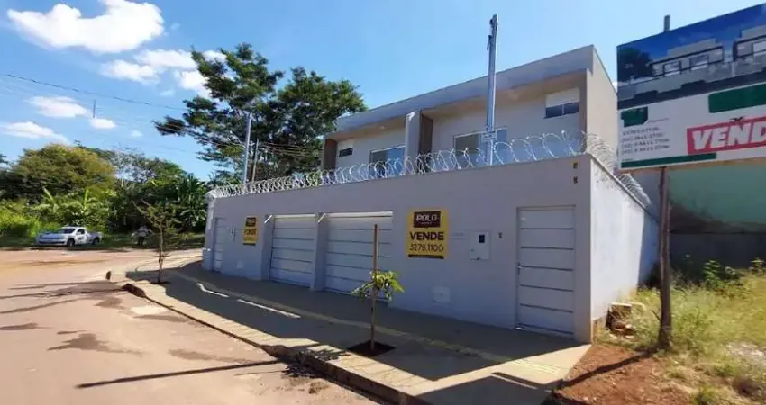 Sobrado com 3 dormitórios à venda, 98 m² por R$ 450.000,00 - Residencial Recanto do Bosque - Goiânia/GO